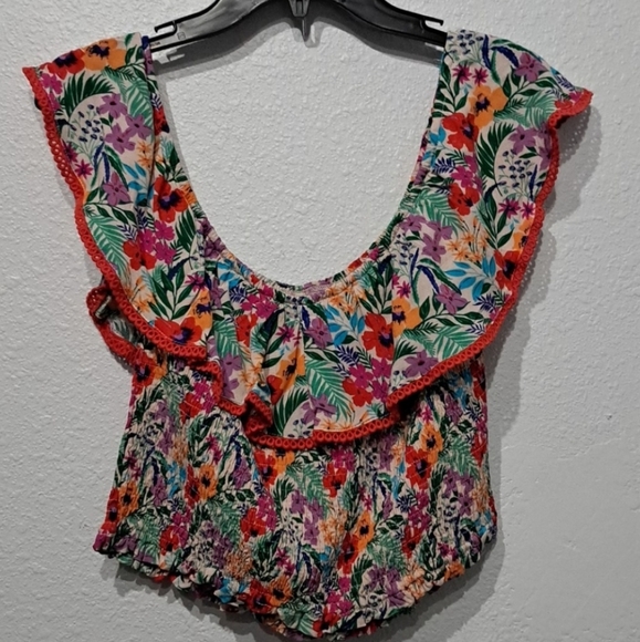 Lost + Wander Boho Ruffle Neck Floral Top - Picture 4 of 7